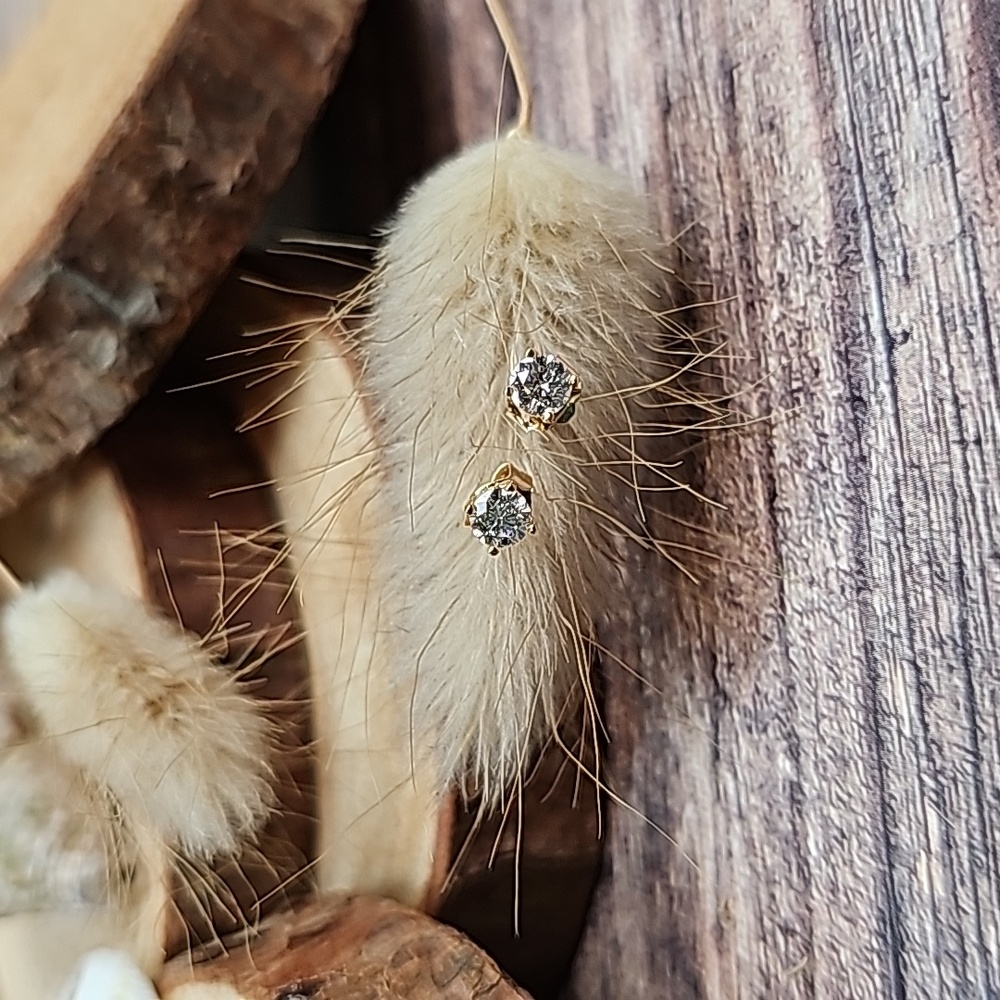 IGI CERTIFIED 18KT YELLOW GOLD .30TDW STUD EARRINGS - Picture 2 of 11
